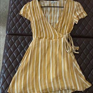 Yellow striped dress.